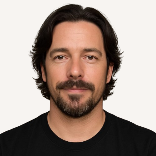 a profile picture of david